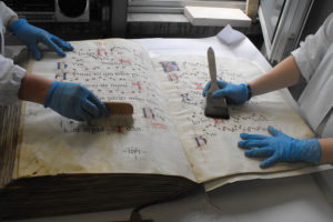 Stefania Zeppieri | Conservation and Restoration of Library Assets, Works of Art on Paper and Related Artifacts | Antiphonary