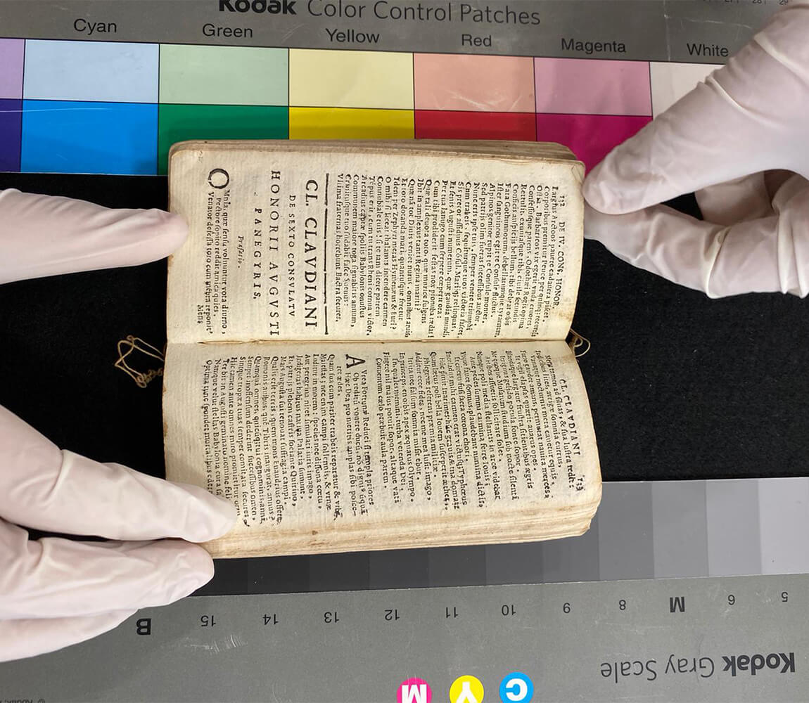 Stefania Zeppieri | Conservazione e Restauro Beni Librari, Archivistici, Opere d'Arte su carta e manufatti affini | Laboratorio di Conservazione e Restauro Università Roma Torvergata - header Stefania Zeppieri | Conservazione e Restauro Beni Librari, Archivistici, Opere d'Arte su carta e manufatti affini | Laboratorio di Conservazione e Restauro Università Roma Torvergata - header