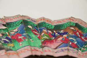 Stefania Zeppieri | Conservazione e Restauro Beni Librari, Archivistici, Opere d'Arte su carta e manufatti affini | Restauro Ventaglio Cinese Centofacce dell'800